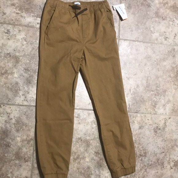 NWT +Free Shipping++ Old Navy Boys Built-In Flex Twill Uniform Shorts Size 10